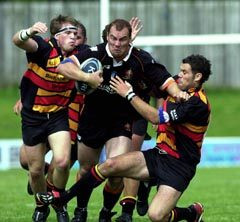 Dane Morgan takes on the dewsbury defence - July 27th 2003.