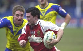 Nick Johnson in action v Warrington - March 14th 2004.