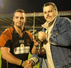 Ol015505 Oldham V Hornets Rugby Presentation After Match